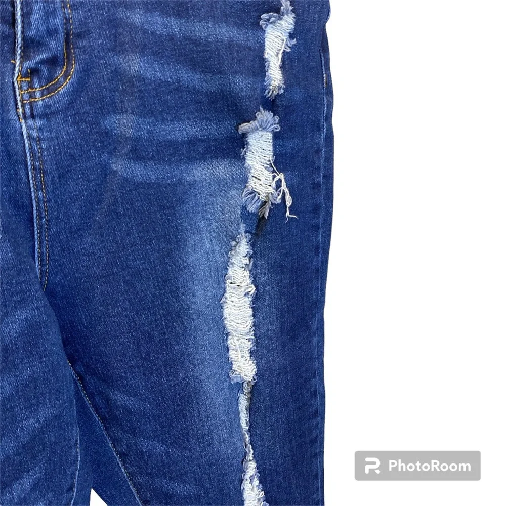American Bazi Dark Wash Distressed Jeans Size 3X